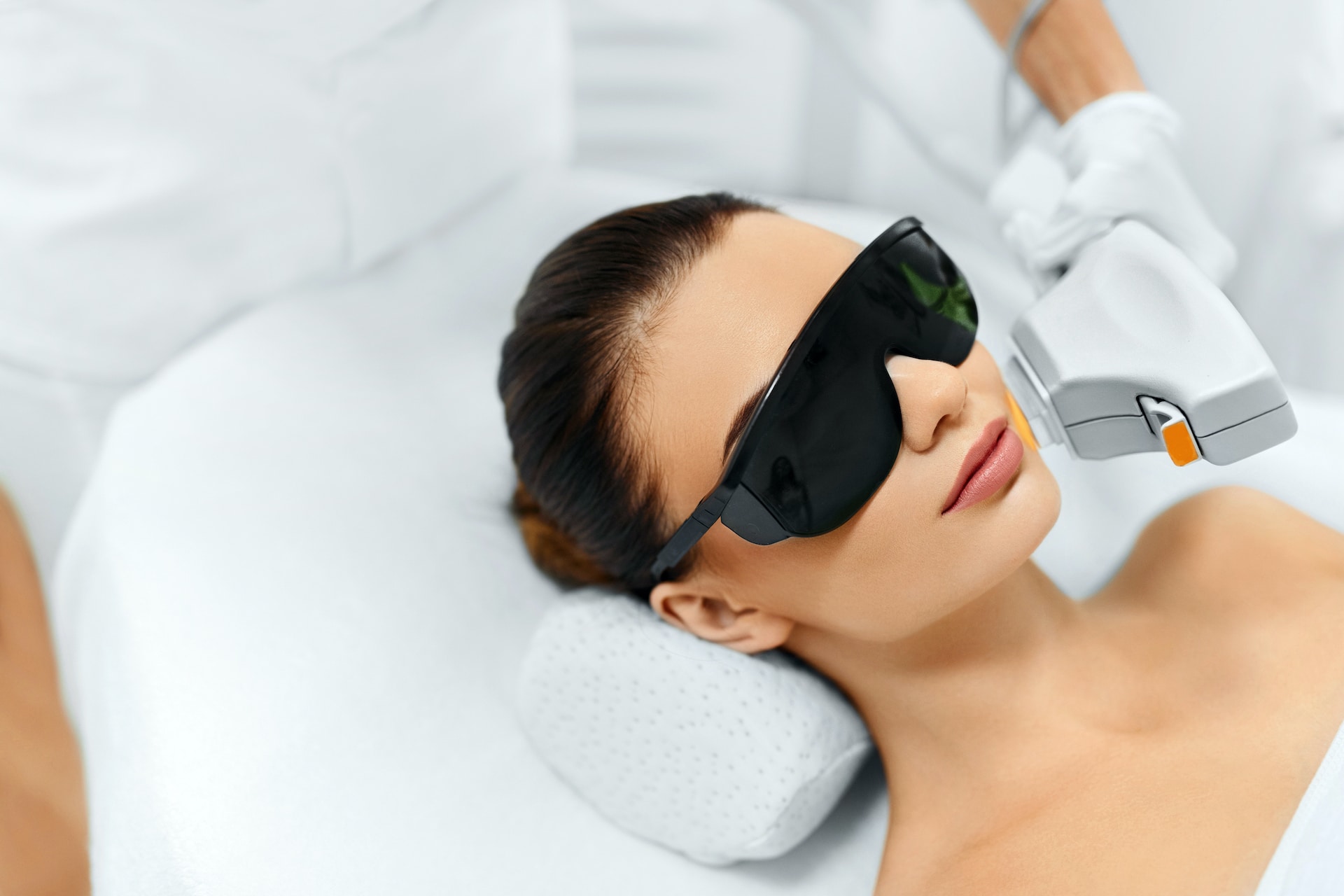 Photo Facial (IPL) Treatment in Saskatoon Luminique Cosmetic & Laser